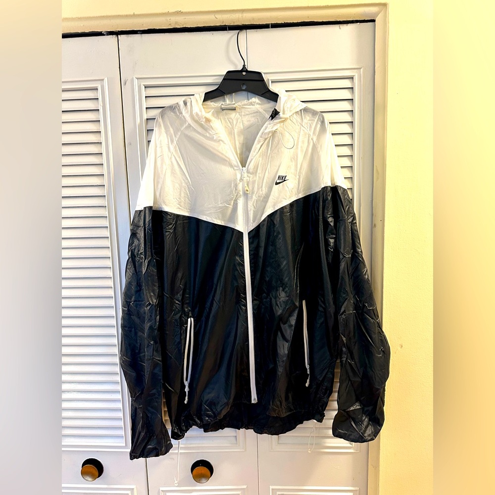 Nike Black and White Windbreaker Jacket